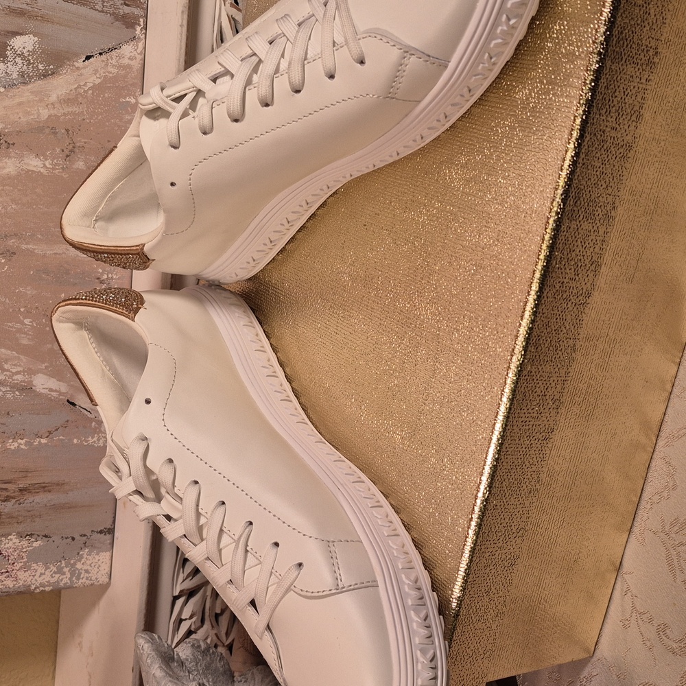 Michael Kors - Grove Embellished Leather Sneaker - Picture 13 of 14